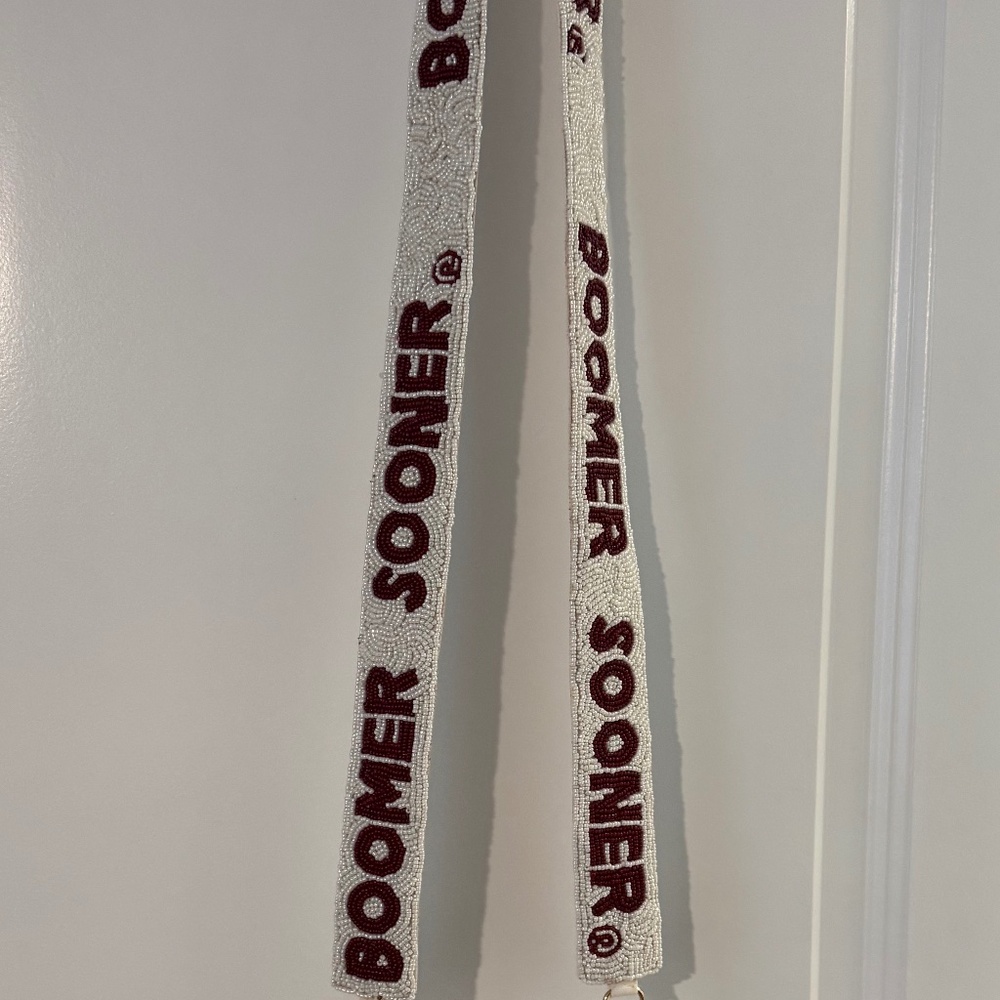 Oklahoma Sooners 45" Collegiate Beaded Strap